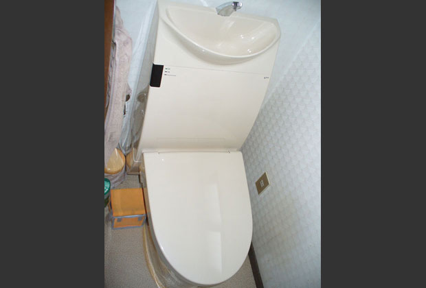 節水トイレ　一回４．８ℓ　住宅エコポイント２０，０００円